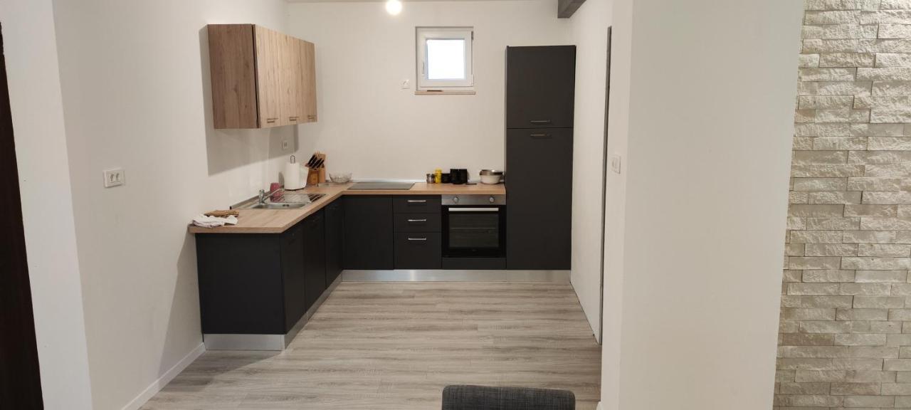 Milwe Apartment Razanac Luaran gambar